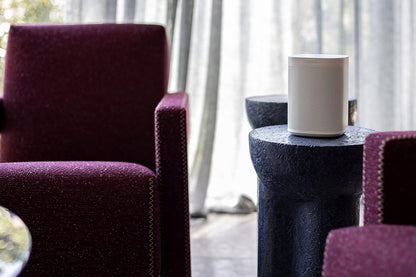 Sonos One Smart Speaker, schwarz – Intelligenter WLAN Lautsprecher mit Alexa Sprachsteuerung, Google Assistant & AirPlay – Multiroom Speaker für unbegrenztes Musikstreaming